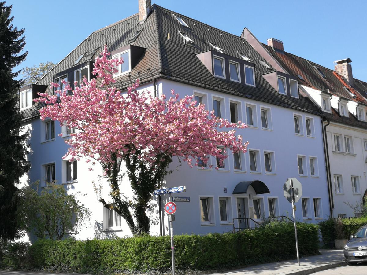 Boardinghouse München-laim Gasthof *